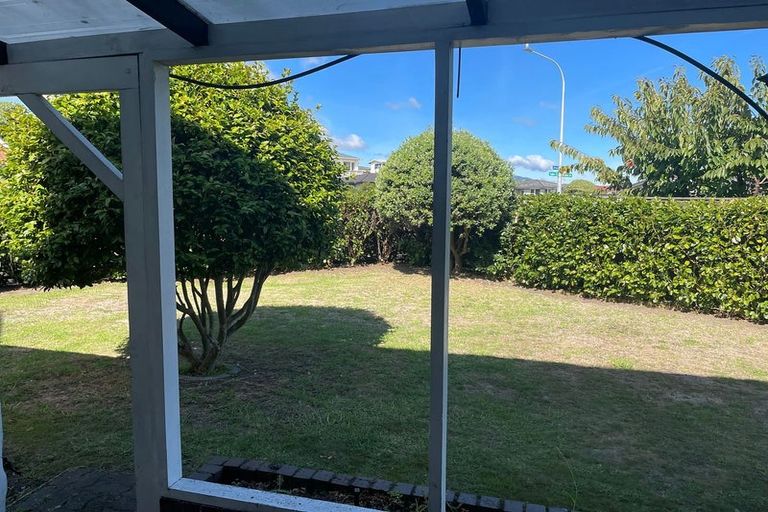 Photo of property in 1 Tudor Court, Paraparaumu Beach, Paraparaumu, 5032