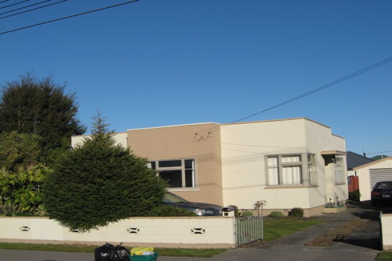 Photo of property in 11 Mortlake Street, Islington, Christchurch, 8042