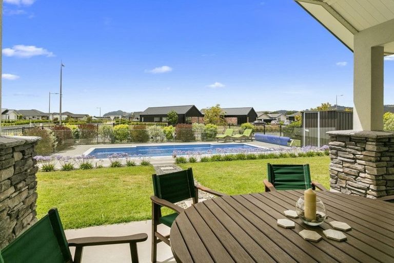 Photo of property in 13 Alan Livingston Drive, Cambridge, 3434