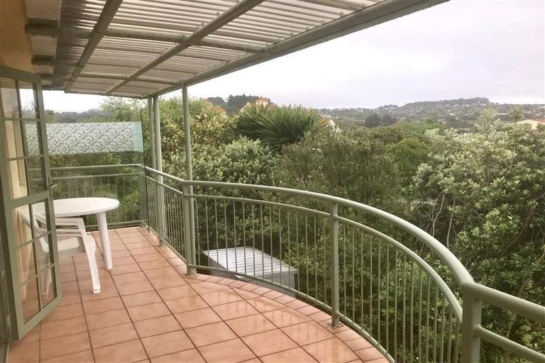 Photo of property in 28 Parkwood Crescent, Gulf Harbour, Whangaparaoa, 0930