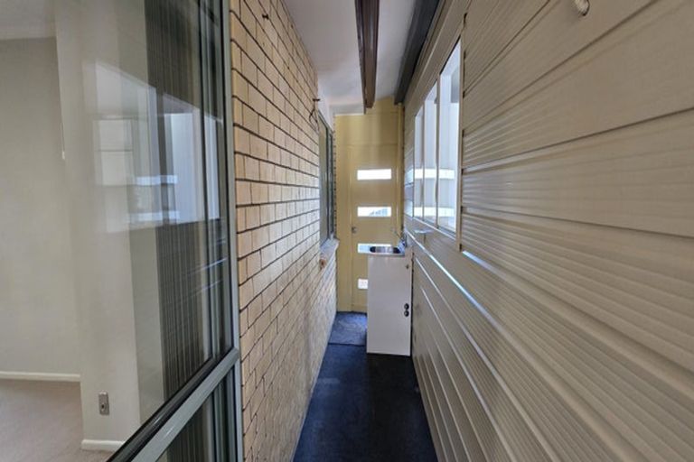 Photo of property in 37 Donegal Park Drive, Flat Bush, Auckland, 2019