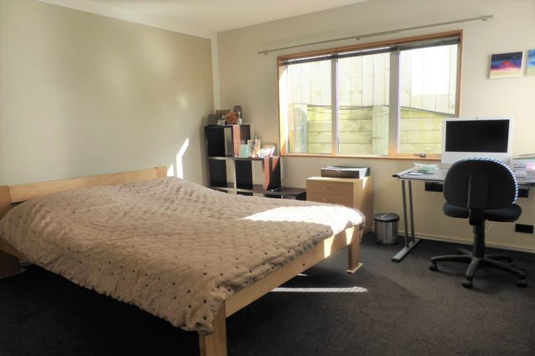 Photo of property in 27a Waverton Terrace, Churton Park, Wellington, 6037