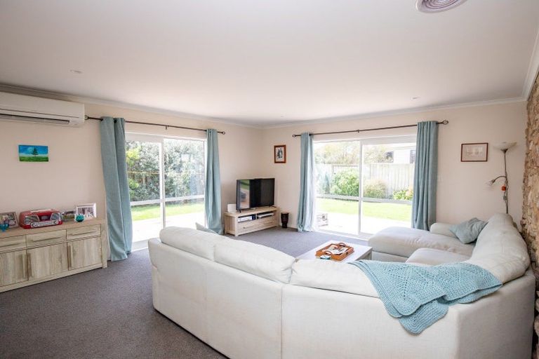 Photo of property in 59 Darlington Street, Ngatea, 3503