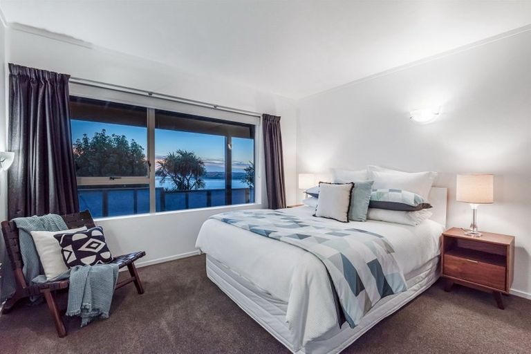 Photo of property in 17 Brigantine Drive, Beach Haven, Auckland, 0626