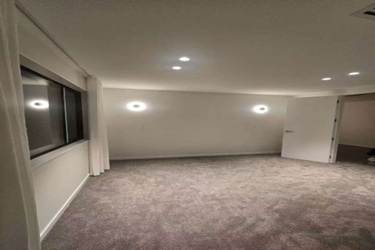 Photo of property in 14b Isobel Road, Greenhithe, Auckland, 0632