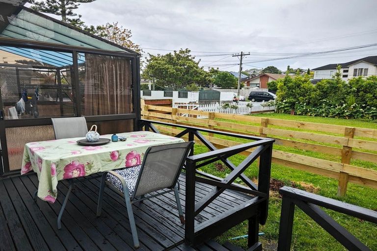 Photo of property in 97 Nile Road, Milford, Auckland, 0620