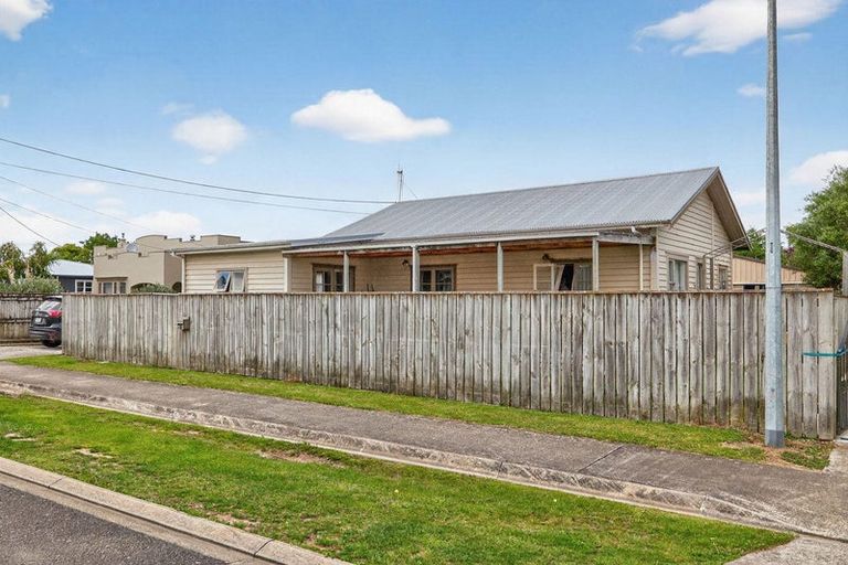 Photo of property in 1a Wellington Street, Feilding, 4702