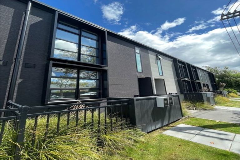 Photo of property in 6/27 Gracefield Avenue, Christchurch Central, Christchurch, 8013