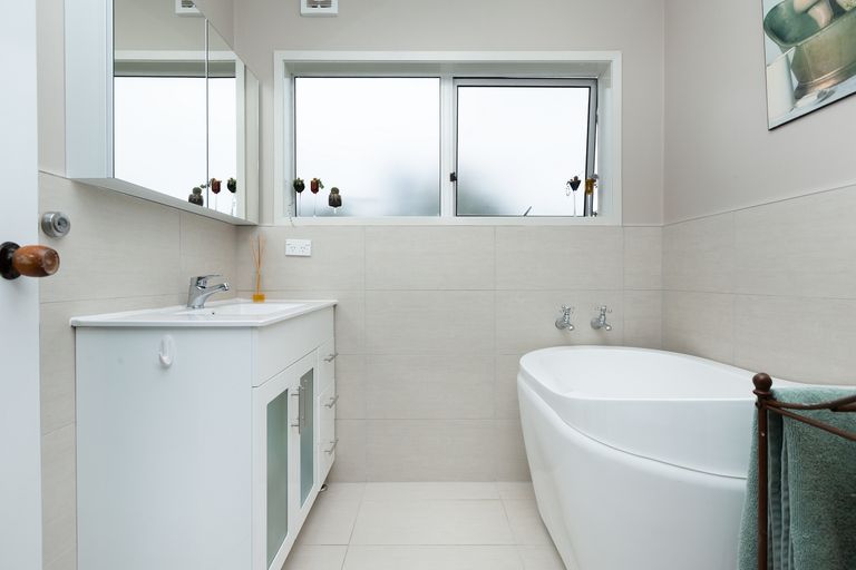 Photo of property in 16 Pandora Place, Welcome Bay, Tauranga, 3112