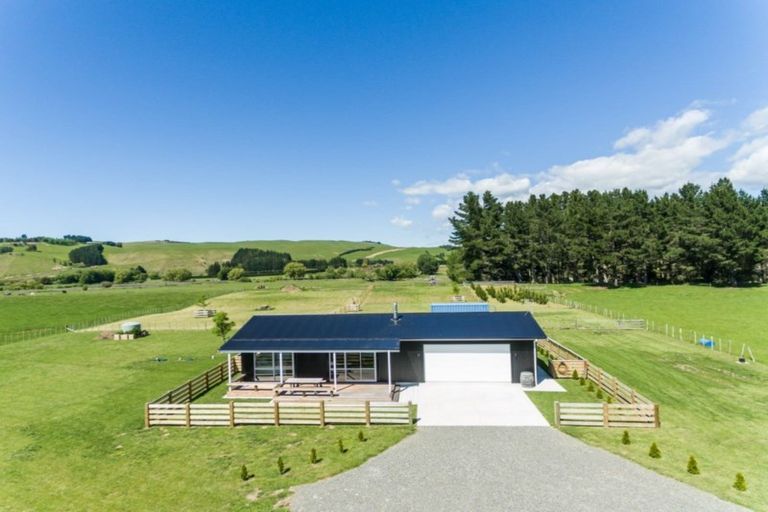 Photo of property in 203 Kereru Road, Maraekakaho, 4171