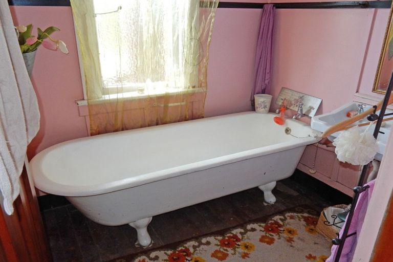 Photo of property in 327 Thames Street, Oamaru, 9400