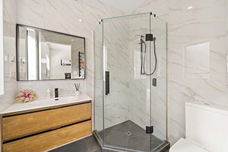 Photo of property in 30b Francis Street, Hauraki, Auckland, 0622