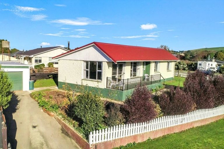 Photo of property in 2 Whitehaven Street, Weston, Oamaru, 9401