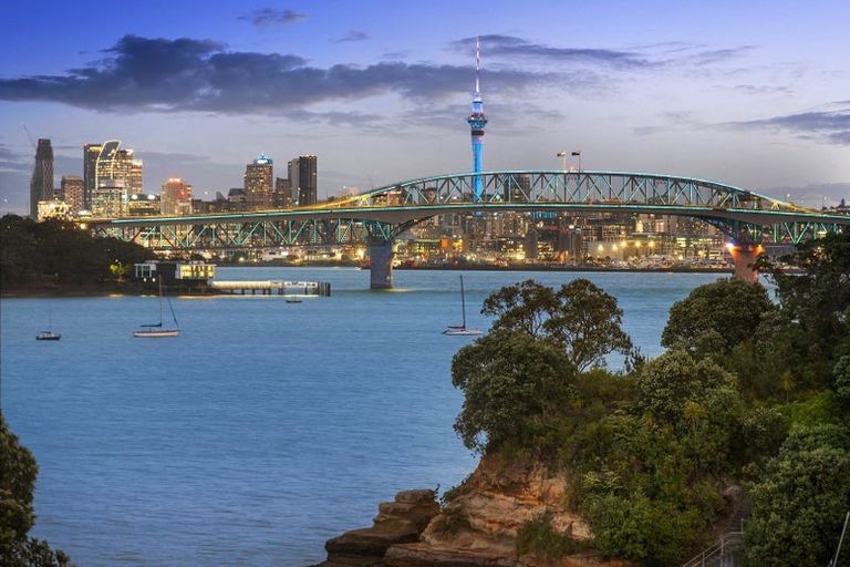 Photo of property in 39 Maritime Terrace, Birkenhead, Auckland, 0626