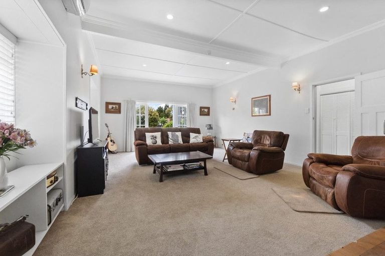 Photo of property in 3 Saint Olpherts Avenue, Hamilton East, Hamilton, 3216