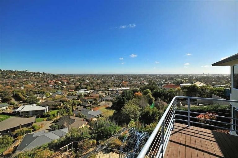Photo of property in 20 Woodlau Rise, Huntsbury, Christchurch, 8022