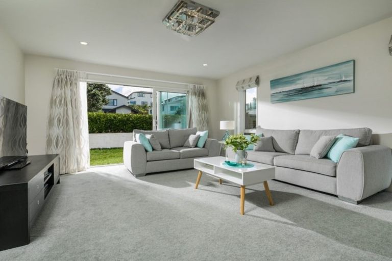 Photo of property in 48 Remuremu Street, Long Bay, Auckland, 0630