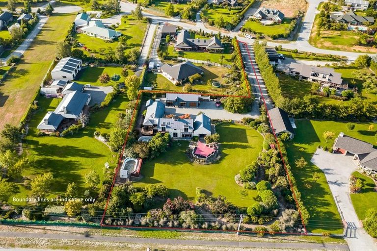 Photo of property in 10 Roberts Drive, Cromwell, 9310