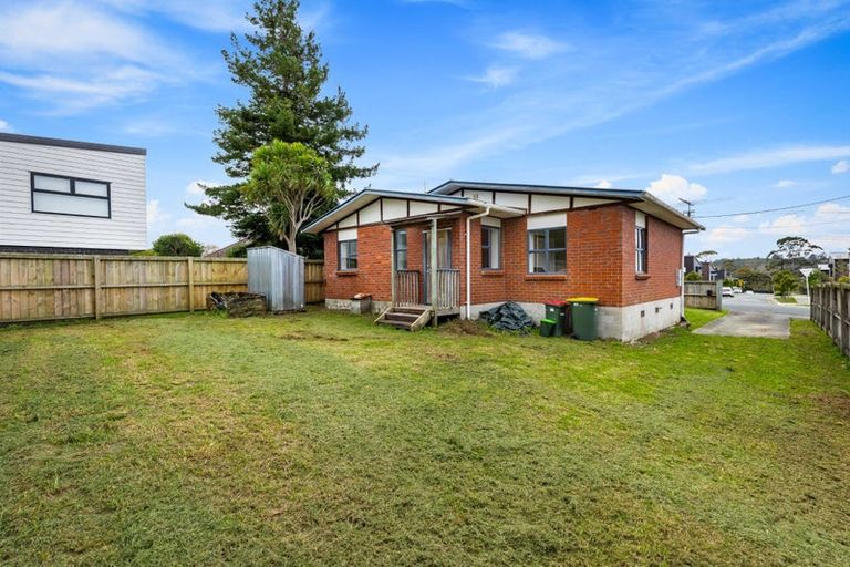 Photo of property in 344 Glengarry Road, Glen Eden, Auckland, 0602