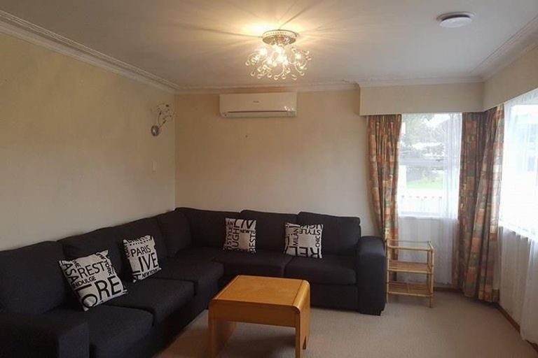 Photo of property in 36 Kirby Street, Glendene, Auckland, 0602