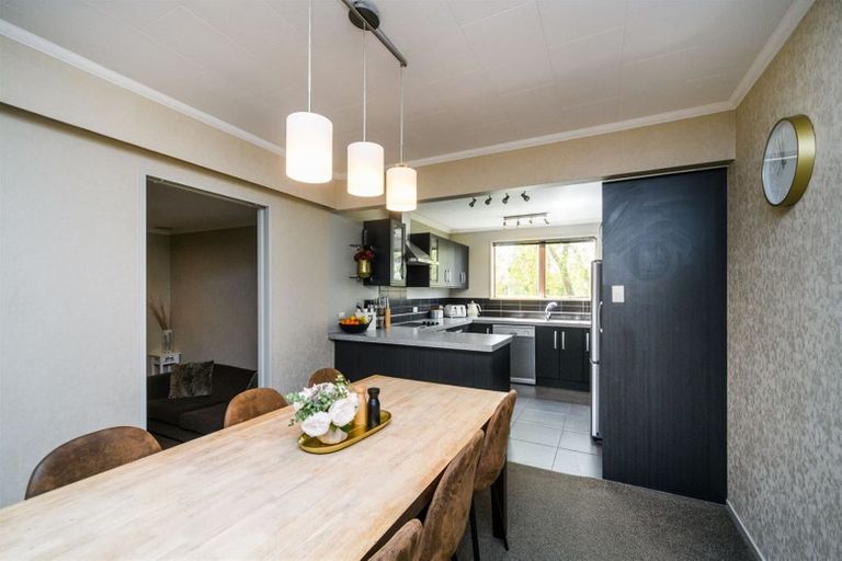 Photo of property in 1 Kimberley Grove, Westbrook, Palmerston North, 4412