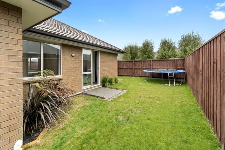 Photo of property in 36 Shillingford Boulevard, Rolleston, 7615