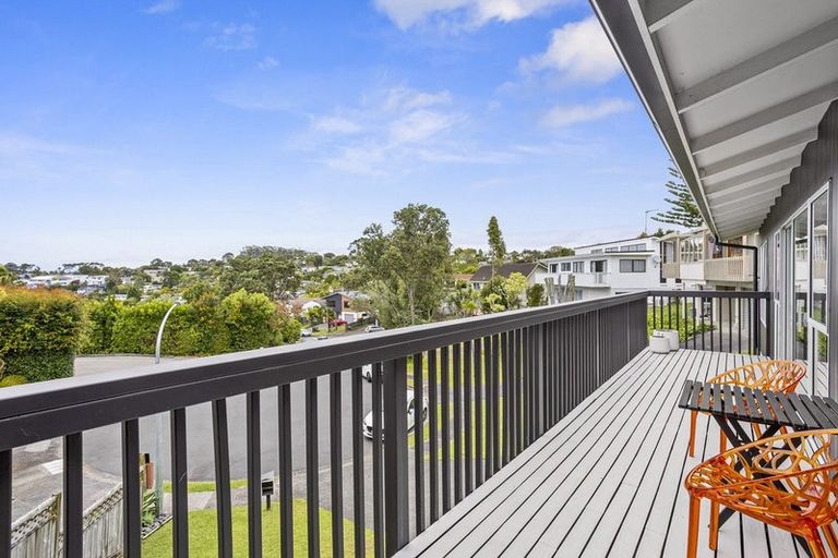 Photo of property in 26 Coromandel Crescent, Mairangi Bay, Auckland, 0630