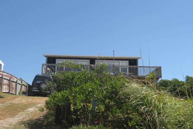 Photo of property in 398 Pukehina Parade, Pukehina, Te Puke, 3189