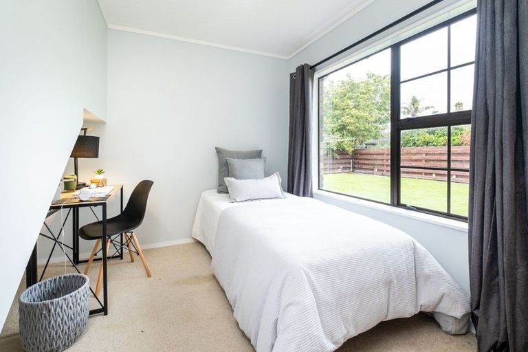 Photo of property in 70 O'dowd Road, Taradale, Napier, 4112