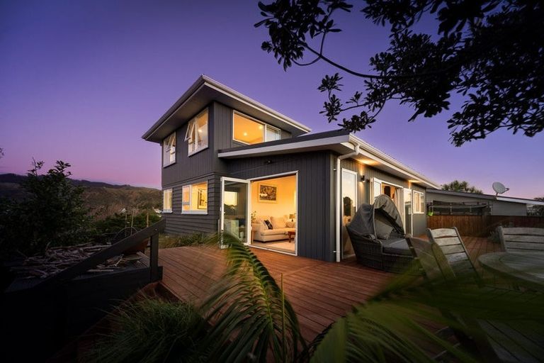 Photo of property in 67 Renown Road, Raumati South, Paraparaumu, 5032