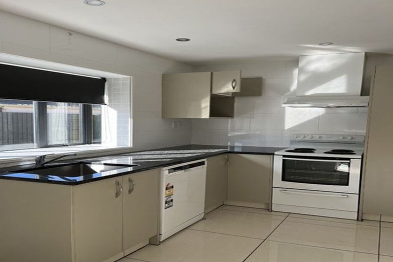 Photo of property in 16 George Street, Riccarton, Christchurch, 8041