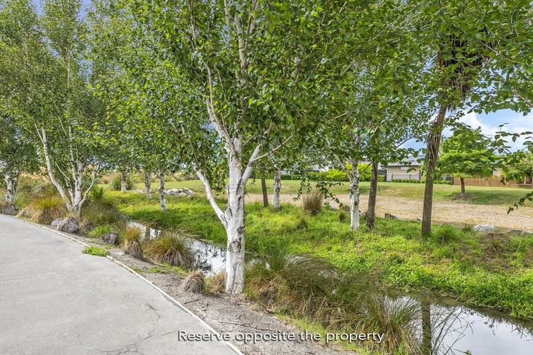 Photo of property in 25 Ferdinand Terrace, Yaldhurst, Christchurch, 8042