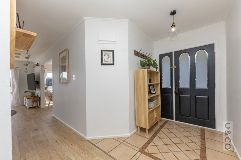 Photo of property in 50 Oraha Road, Huapai, Kumeu, 0892