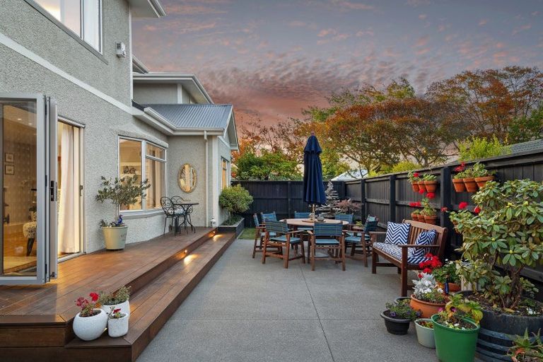 Photo of property in 96 Saint James Avenue, Papanui, Christchurch, 8053