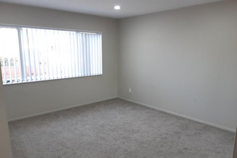 Photo of property in 12b Fernaig Street, Papakura, 2110