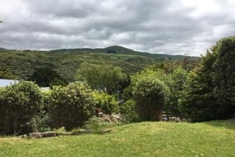 Photo of property in 127 Major Drive, Kelson, Lower Hutt, 5010