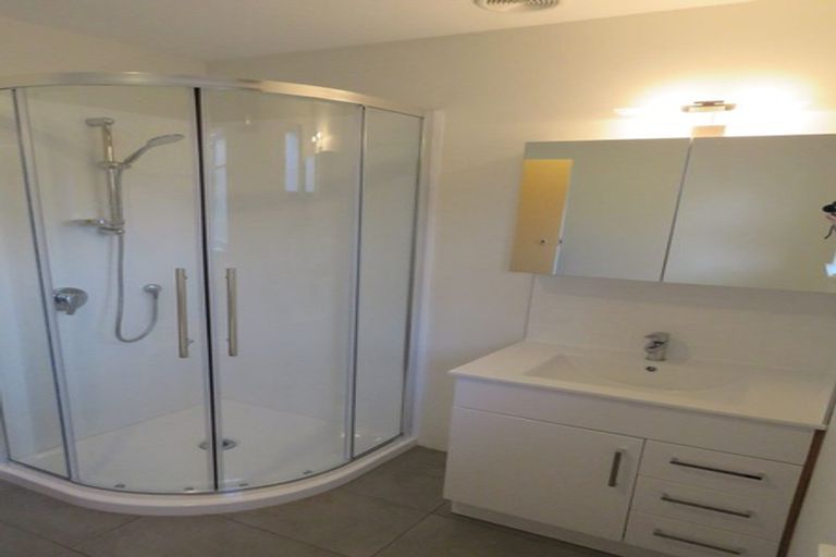 Photo of property in 11 Riwai Street, Paraparaumu, 5032