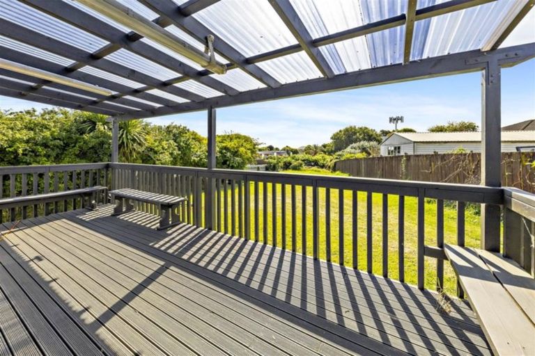 Photo of property in 51 Ashgrove Road, Mangere, Auckland, 2022