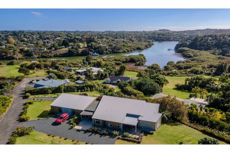 Photo of property in 26d Blacks Road, Kerikeri, 0230