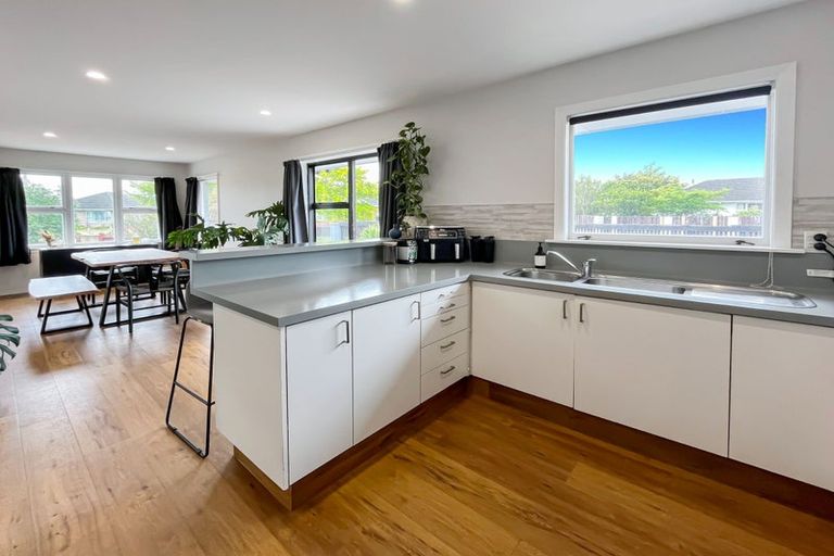 Photo of property in 15 Niagara Street, Wainoni, Christchurch, 8061