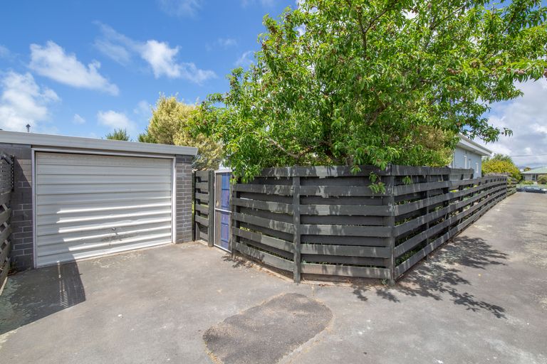 Photo of property in 2/146 Beach Road, North New Brighton, Christchurch, 8083