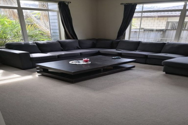 Photo of property in 7 Kunzea Place, Greenhithe, Auckland, 0632