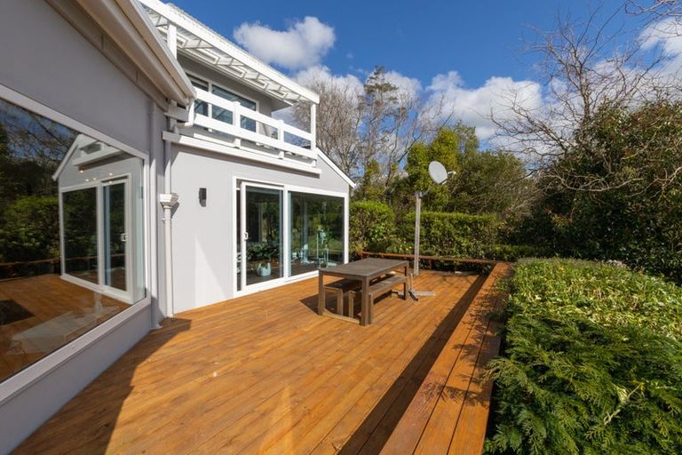 Photo of property in 6 Polson Hill Drive, Aokautere, Palmerston North, 4471