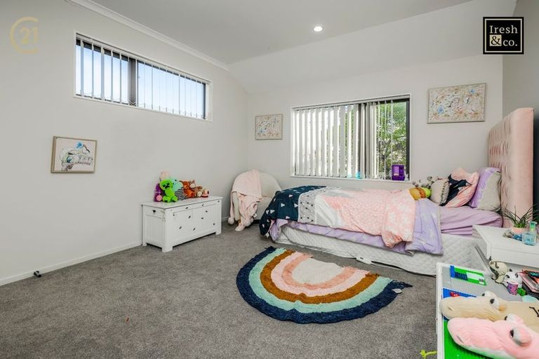 Photo of property in 56b Cambridge Terrace, Papatoetoe, Auckland, 2025