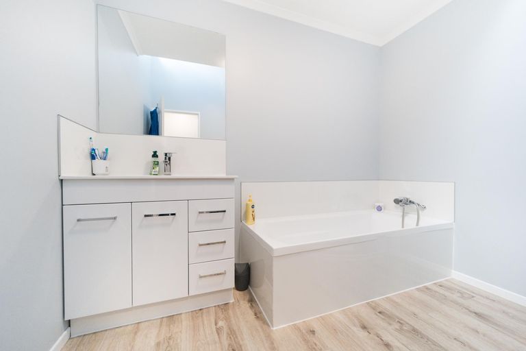 Photo of property in 47a Carter Crescent, Awapuni, Palmerston North, 4412