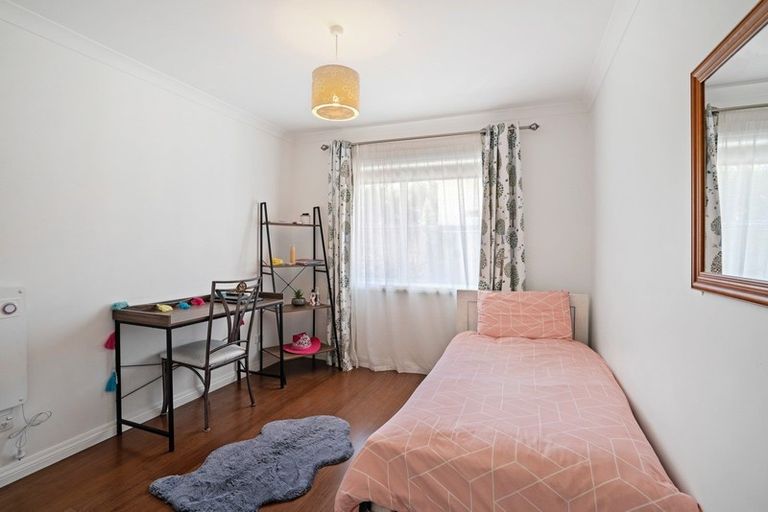 Photo of property in 22 Charles Court, Lake Hawea, Wanaka, 9382