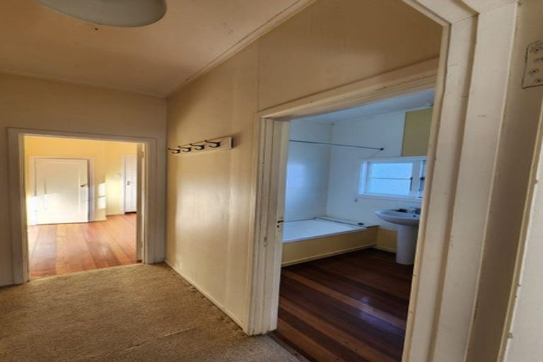 Photo of property in 90b Townsend Road, Miramar, Wellington, 6022