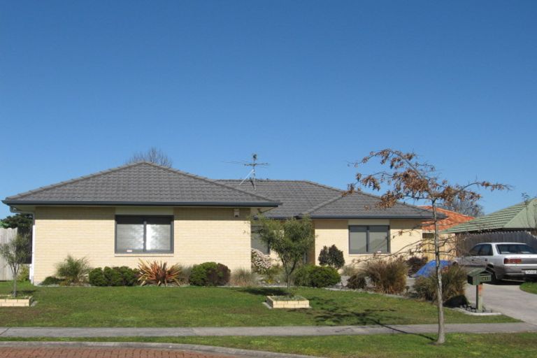 Photo of property in 41 Carisbrook Crescent, Papakura, 2110