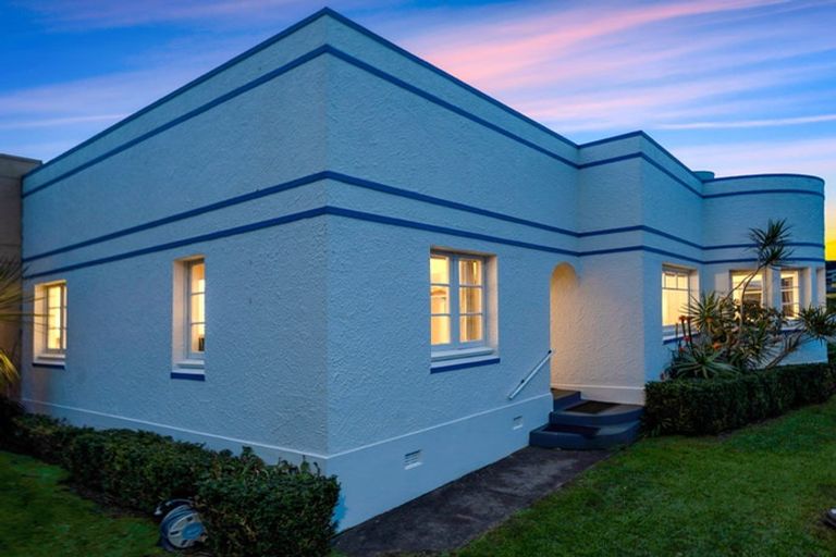 Photo of property in 1/6 Alison Avenue, Takapuna, Auckland, 0622