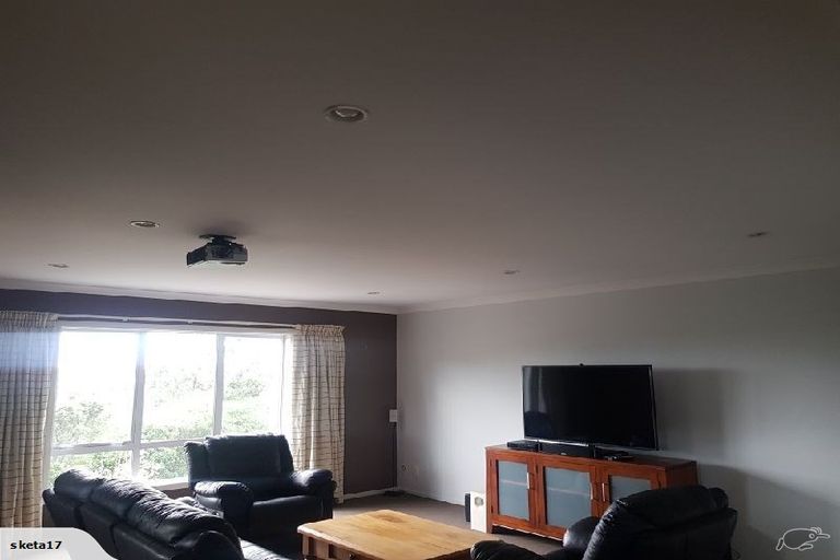 Photo of property in 58 Nicholson Road, Khandallah, Wellington, 6035